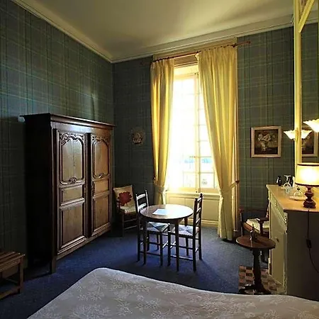 فندق مبيت وإفطار Chateau De 3*