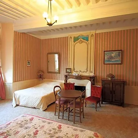 فندق مبيت وإفطار Chateau De Vouilly
