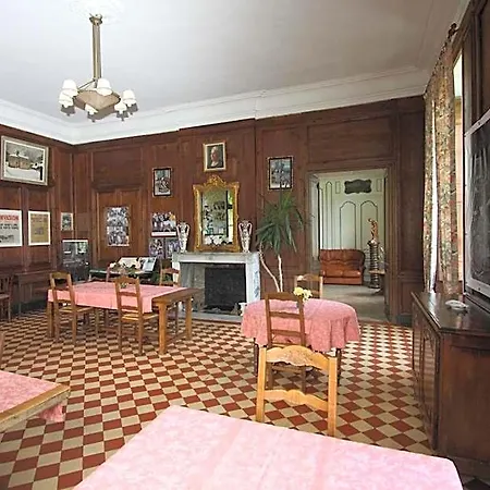Chateau De Vouilly