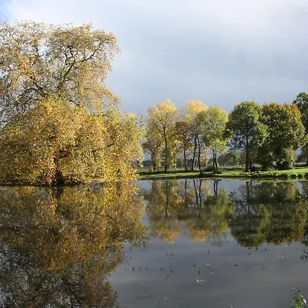 Chateau De Bed & Breakfast