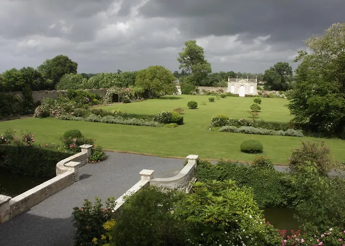 ベッド・アンド・ブレックファスト Chateau De